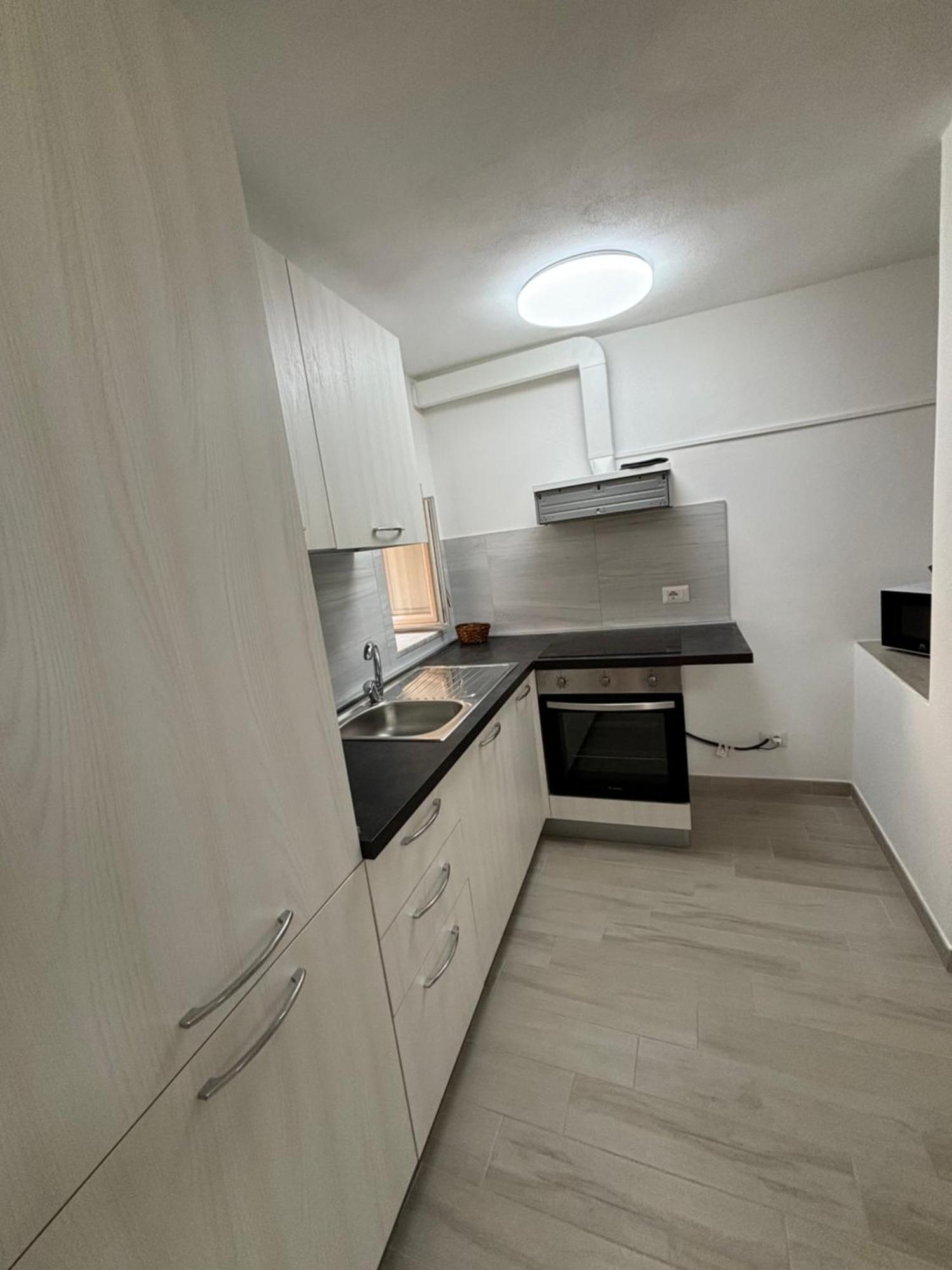 House Nonna Pina Apartment Чефалу Екстериор снимка